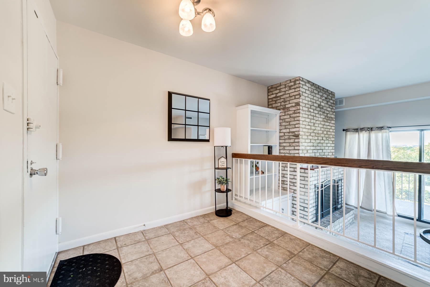 FORT ELLSWORTH - Residential