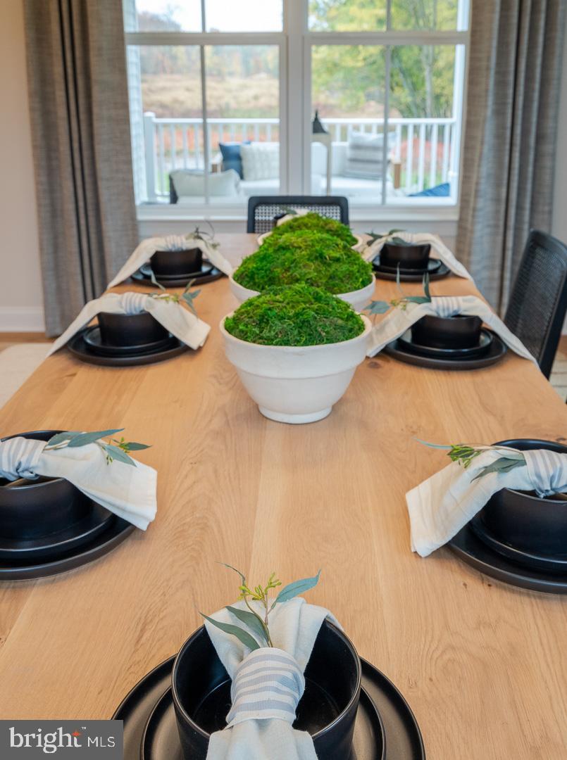 MAPLE RIDGE ESTATES - Residential