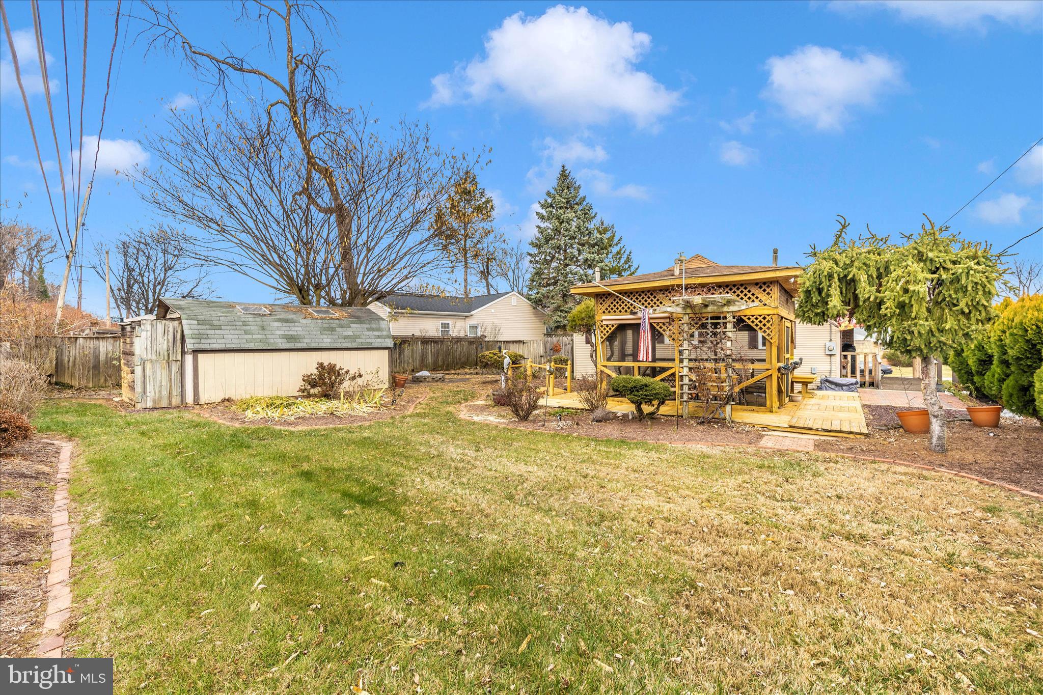 GREENBERRY HILLS - Residential