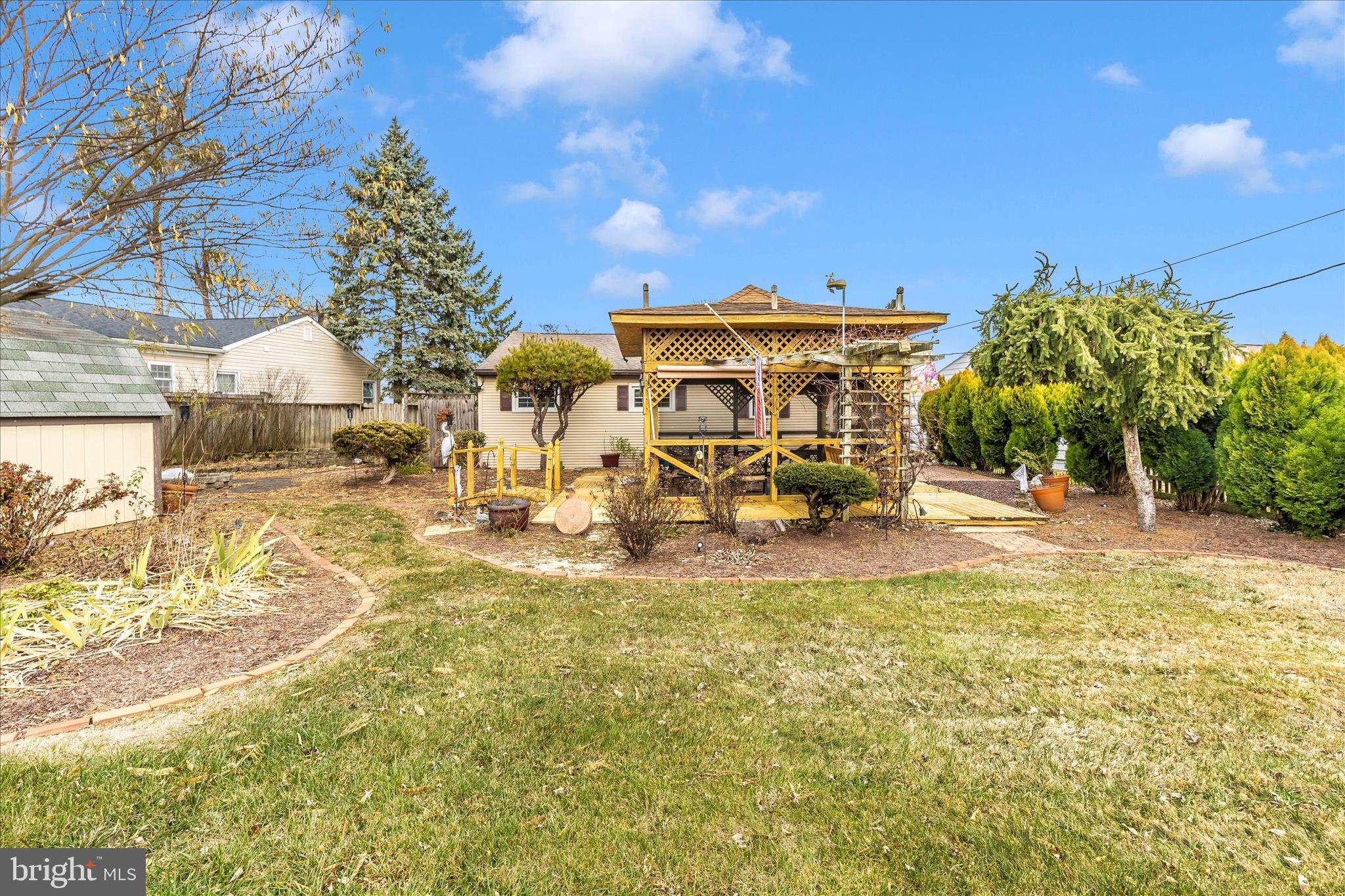 GREENBERRY HILLS - Residential