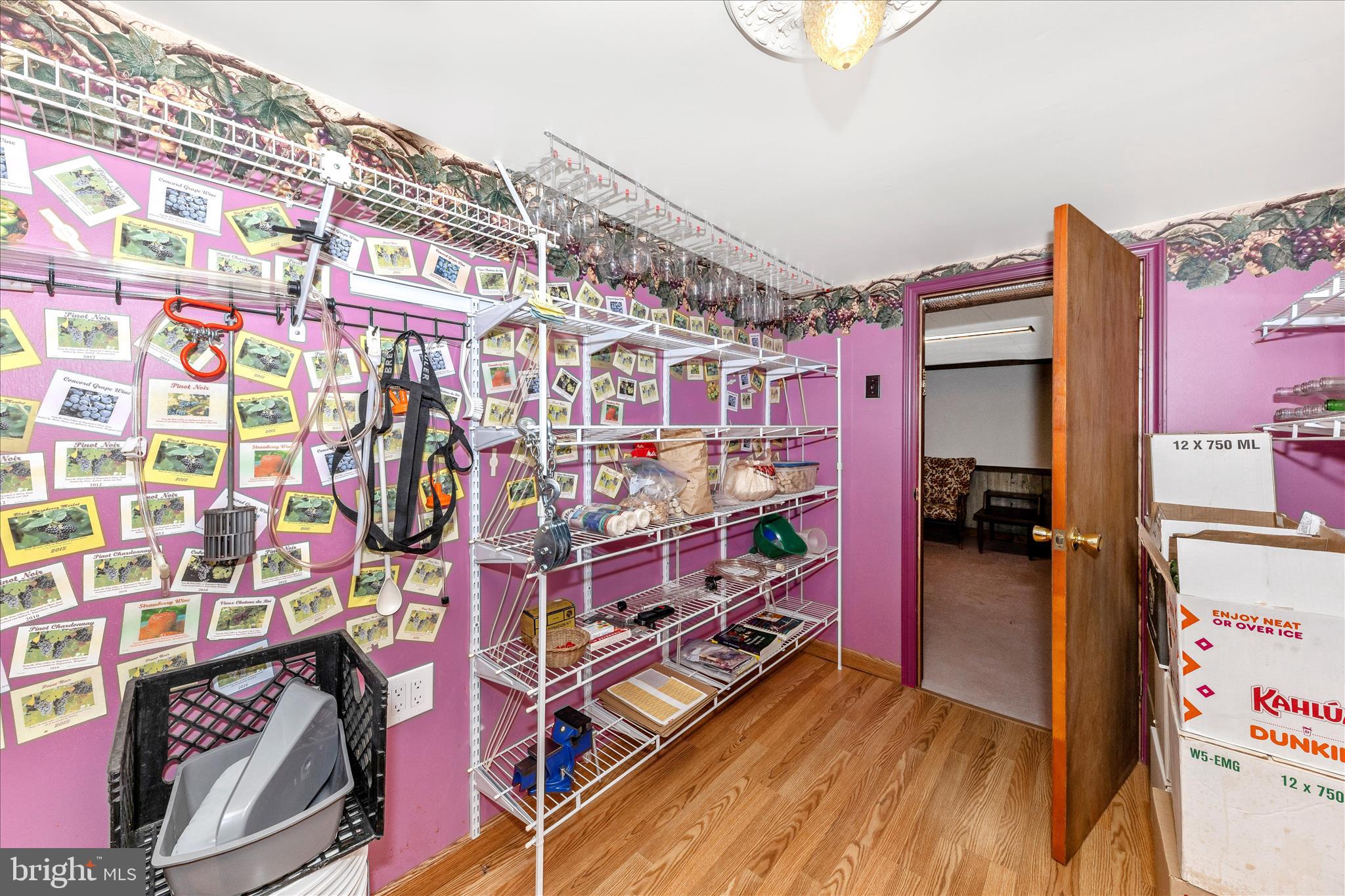 GREENBERRY HILLS - Residential