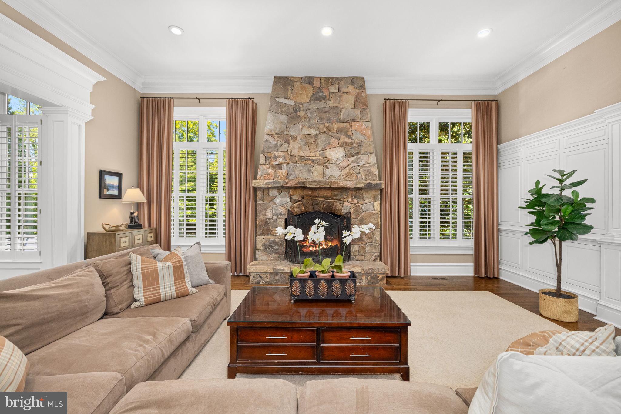 LANGLEY FOREST - Residential