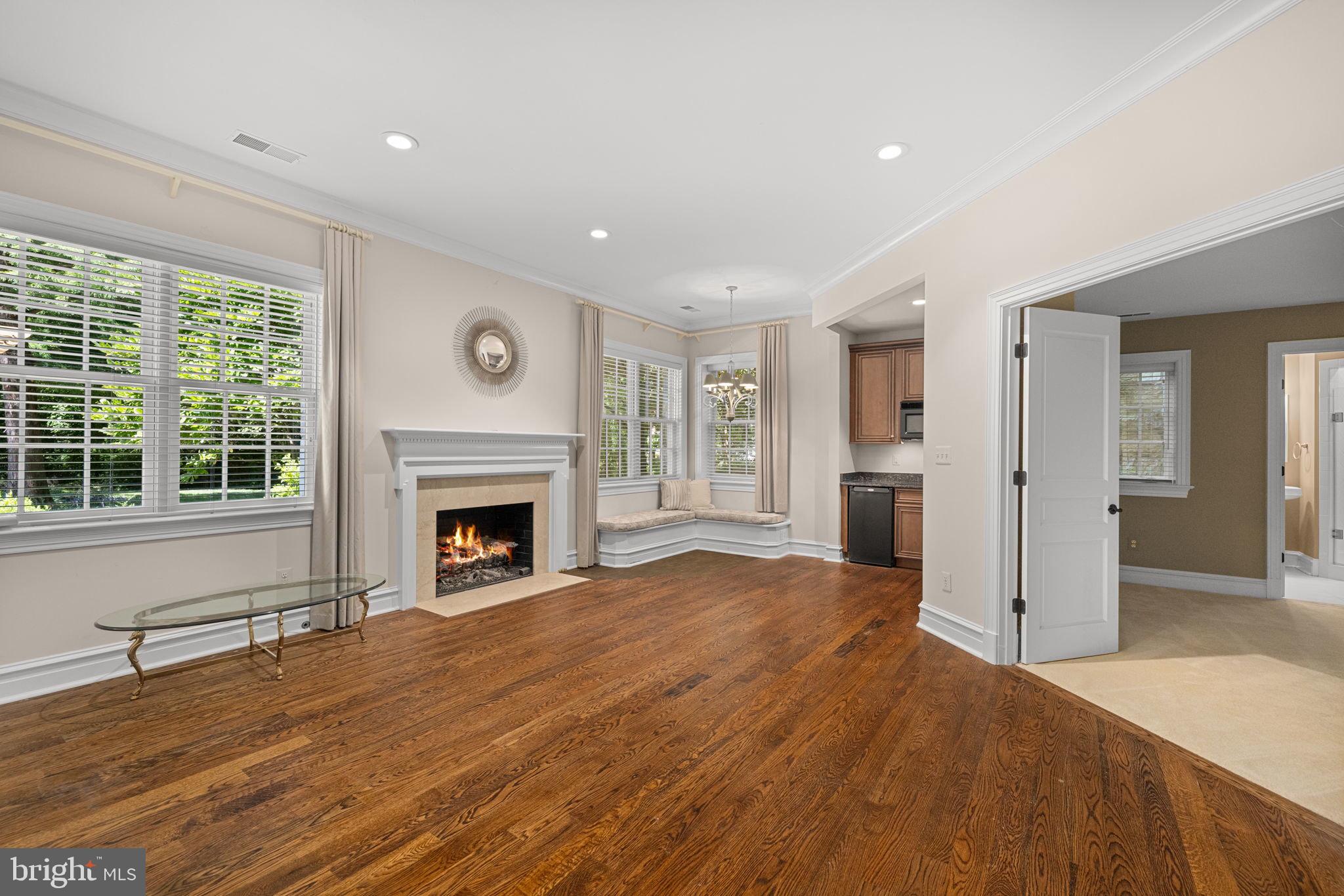 LANGLEY FOREST - Residential