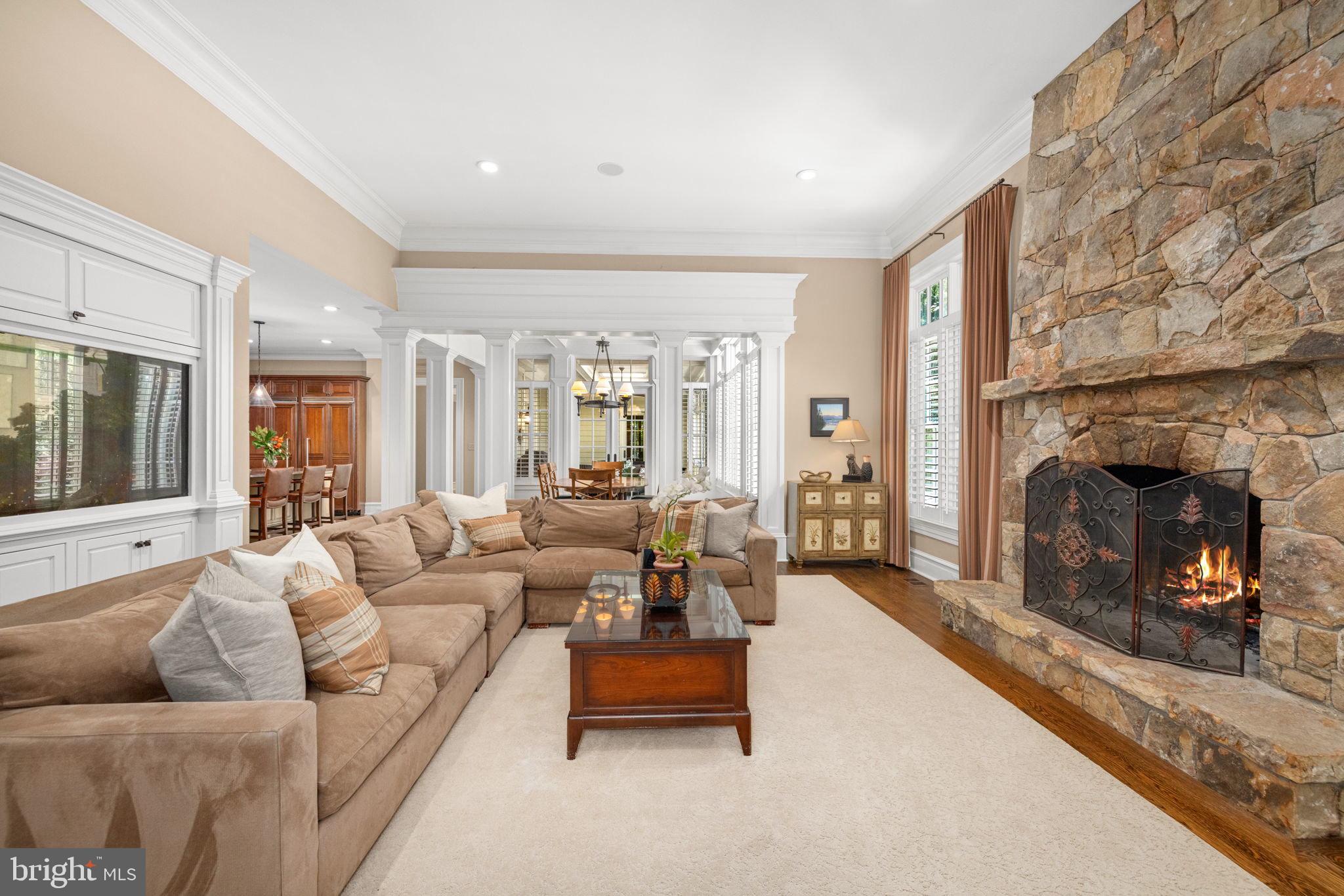 LANGLEY FOREST - Residential