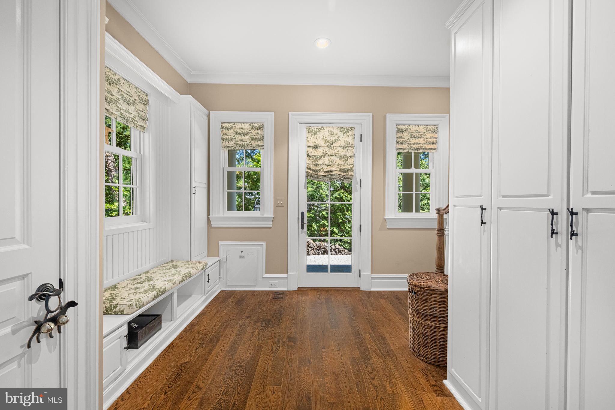 LANGLEY FOREST - Residential