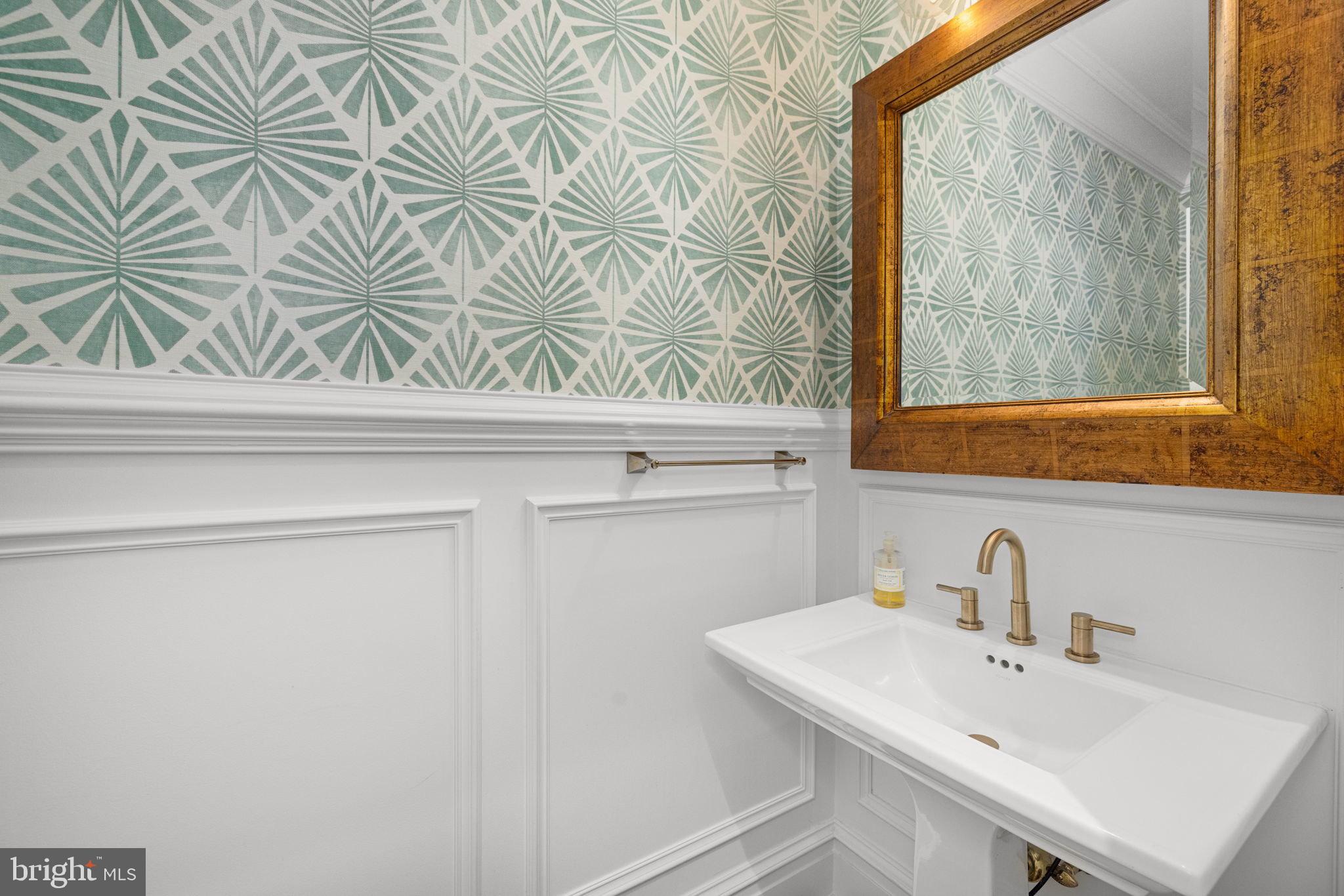 LANGLEY FOREST - Residential