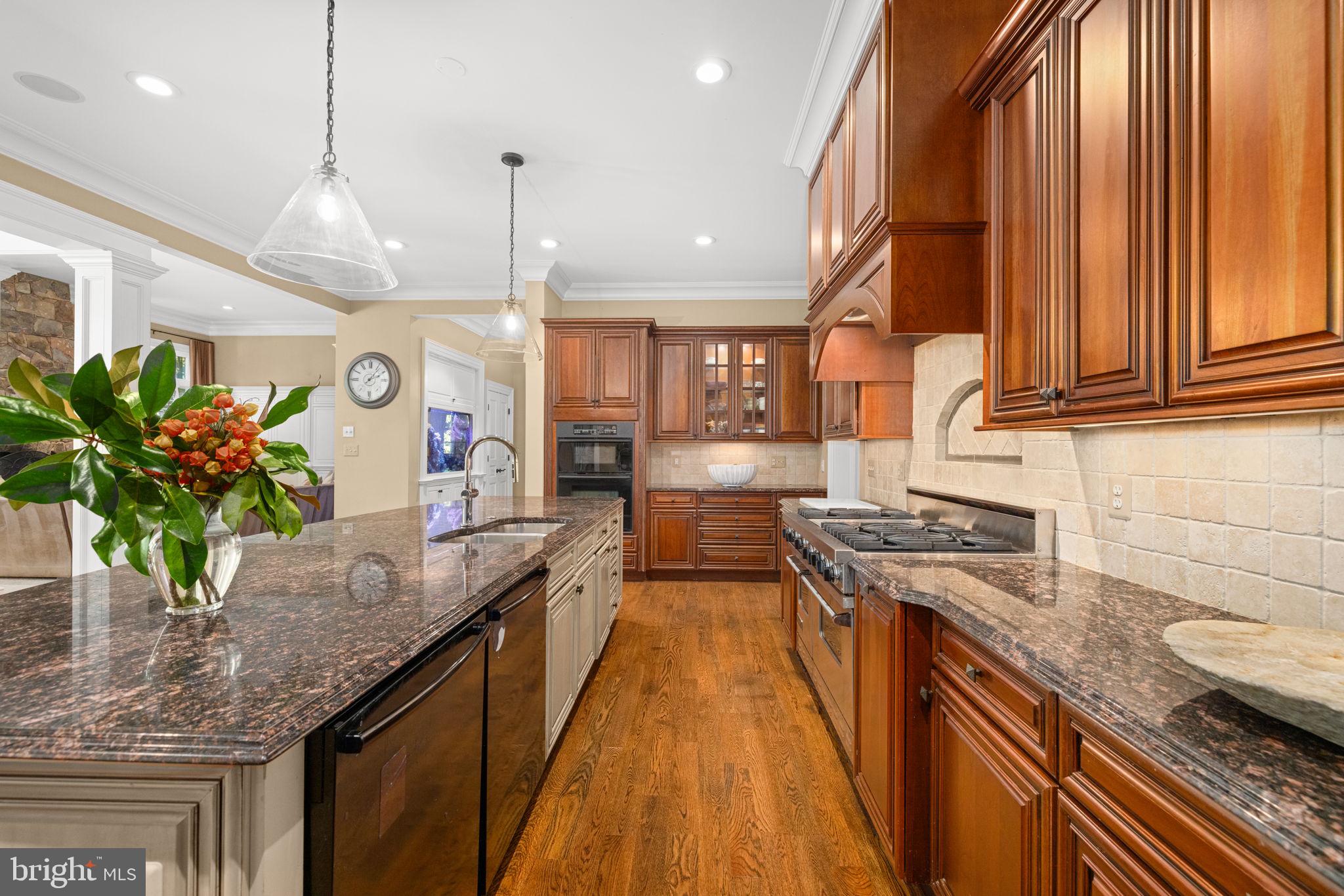 LANGLEY FOREST - Residential