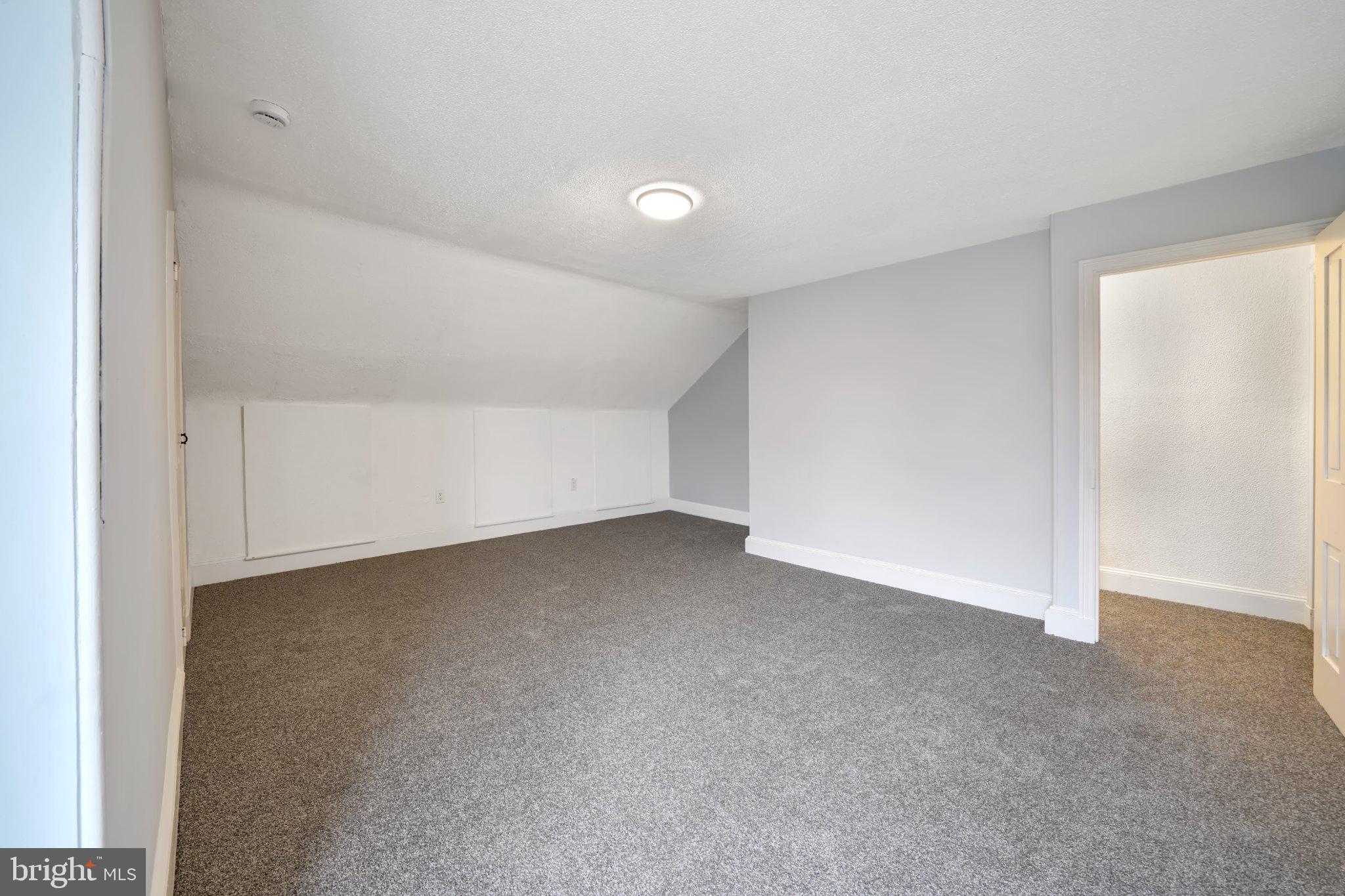BUSTLETON - Residential