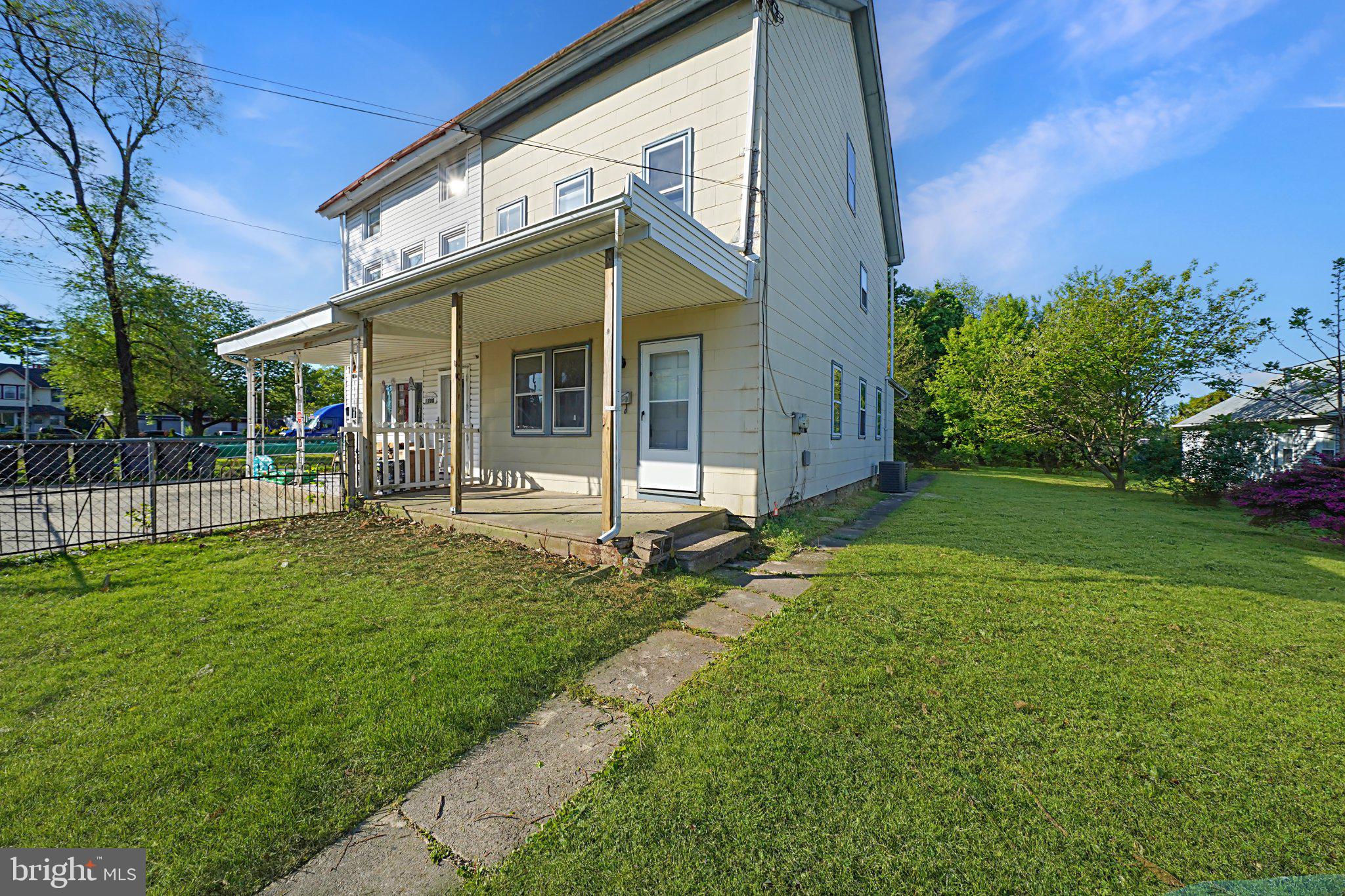 BUSTLETON - Residential