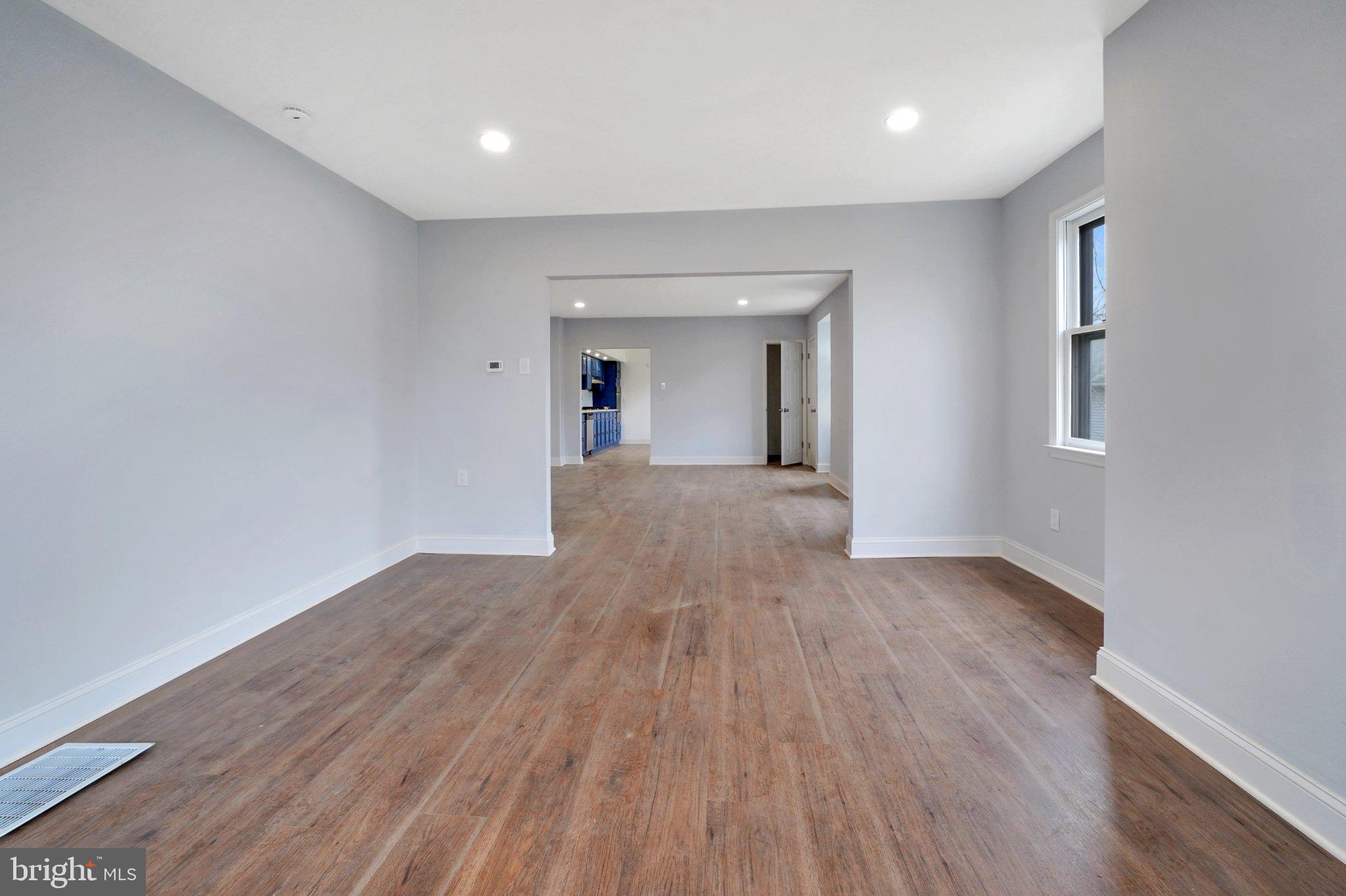BUSTLETON - Residential