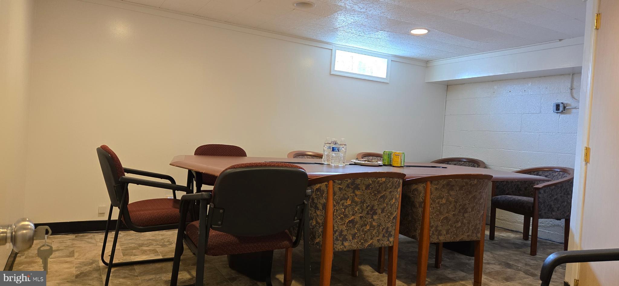 BRISTOL - Commercial Lease