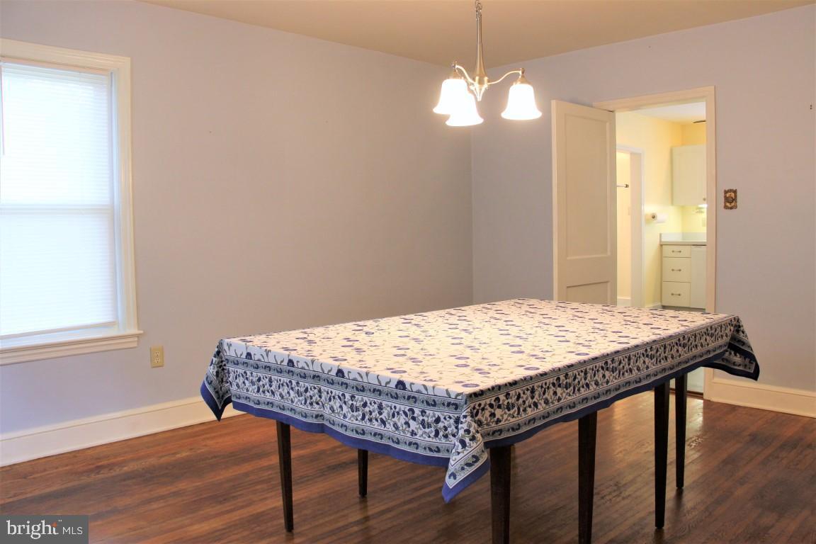 ELMWOOD - Residential