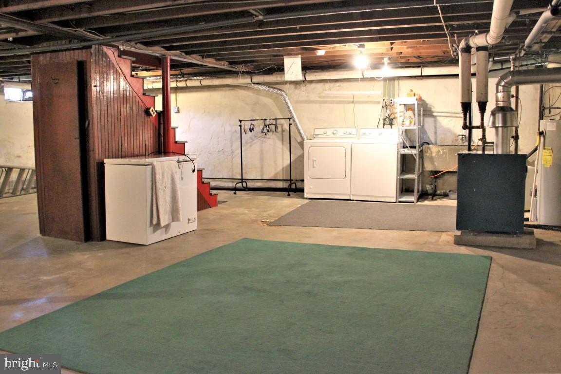 ELMWOOD - Residential