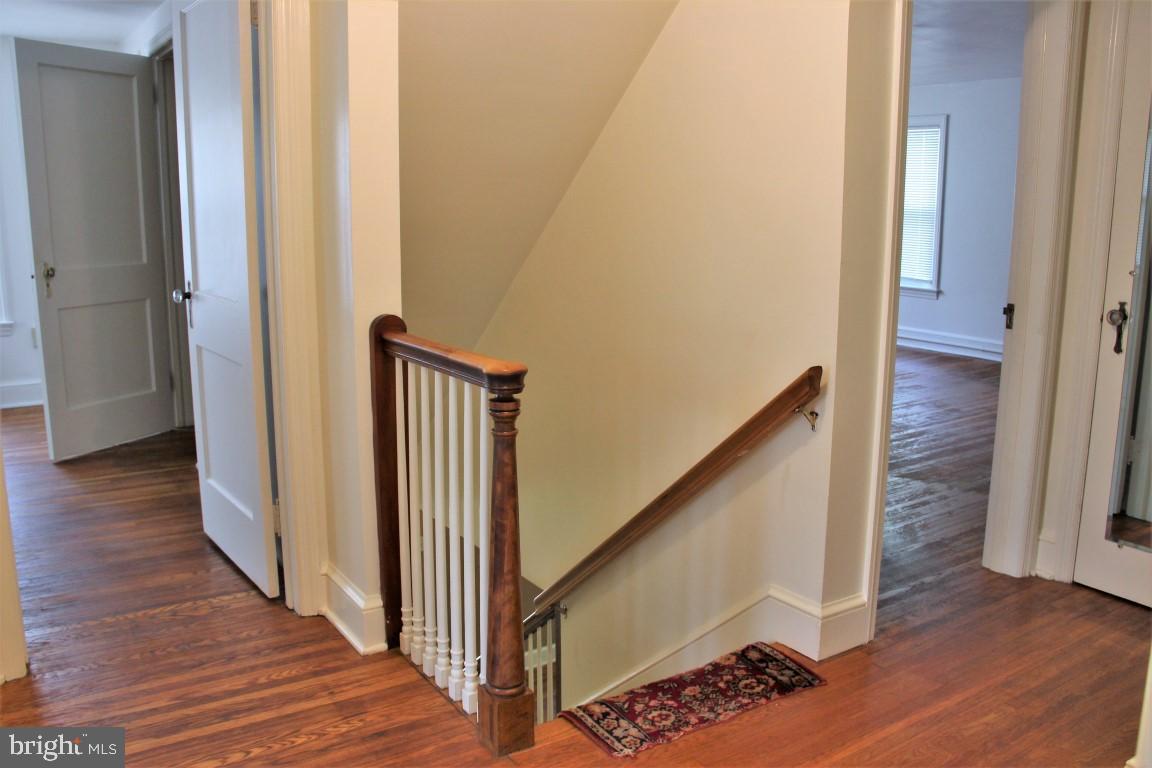 ELMWOOD - Residential