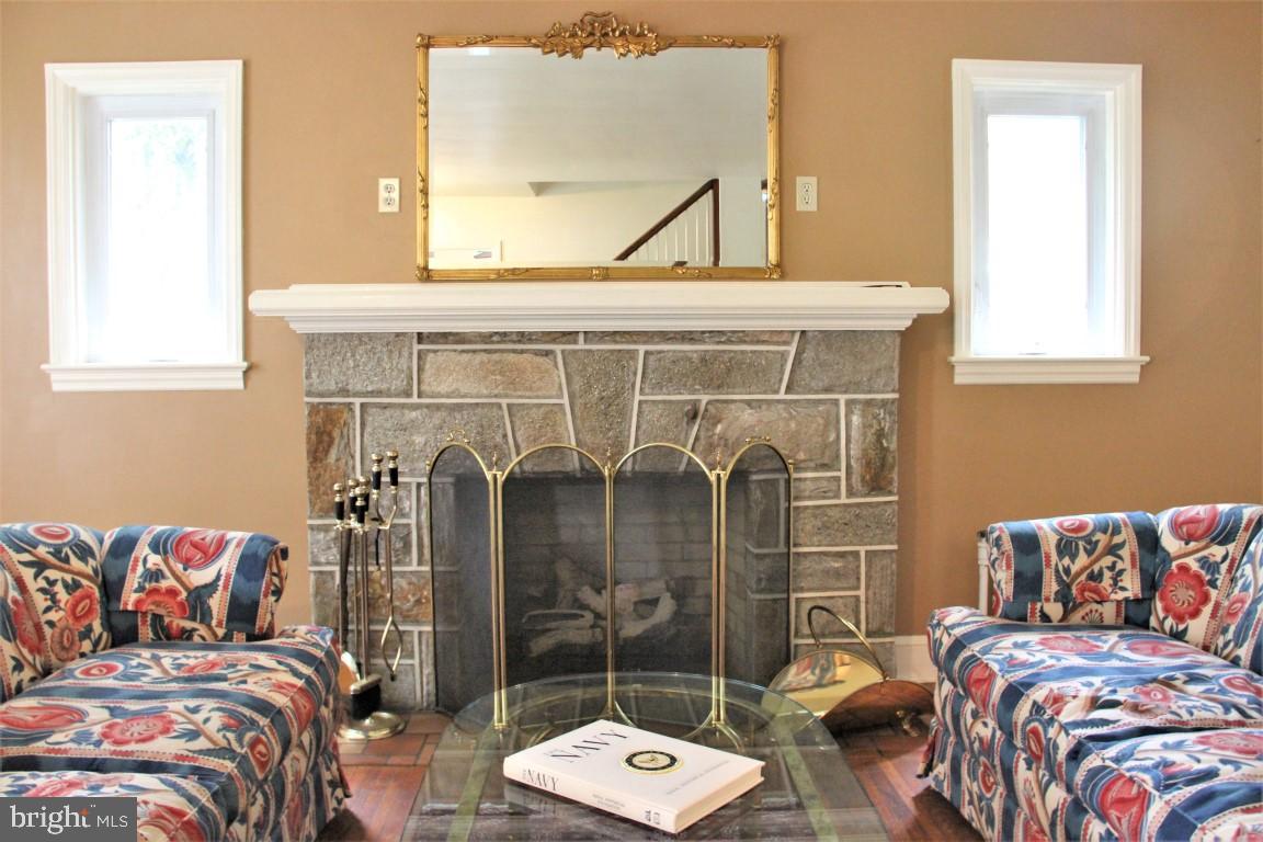 ELMWOOD - Residential