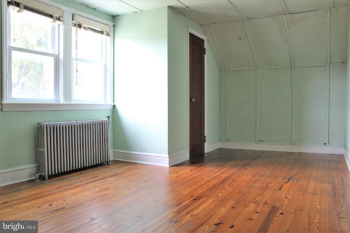 ELMWOOD - Residential