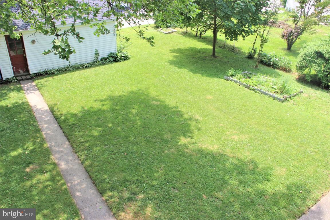 ELMWOOD - Residential