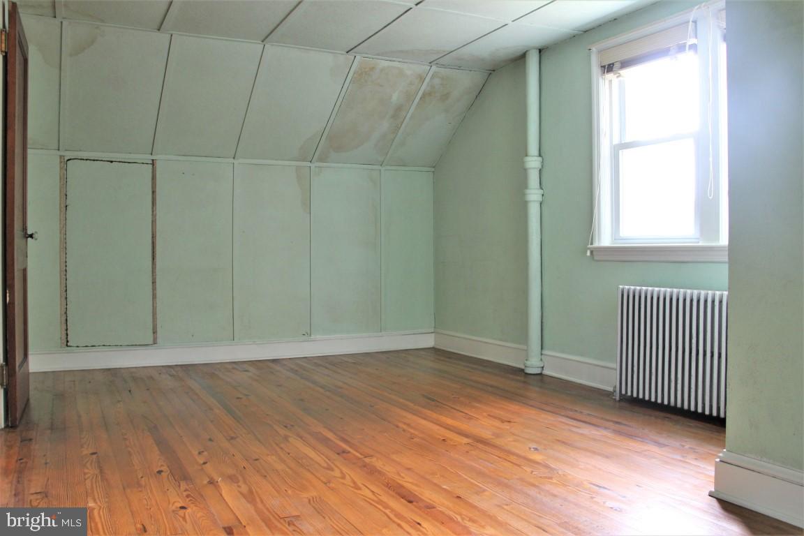 ELMWOOD - Residential