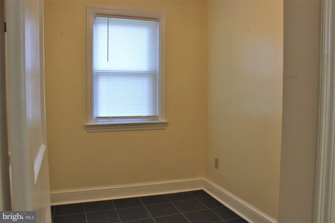 ELMWOOD - Residential