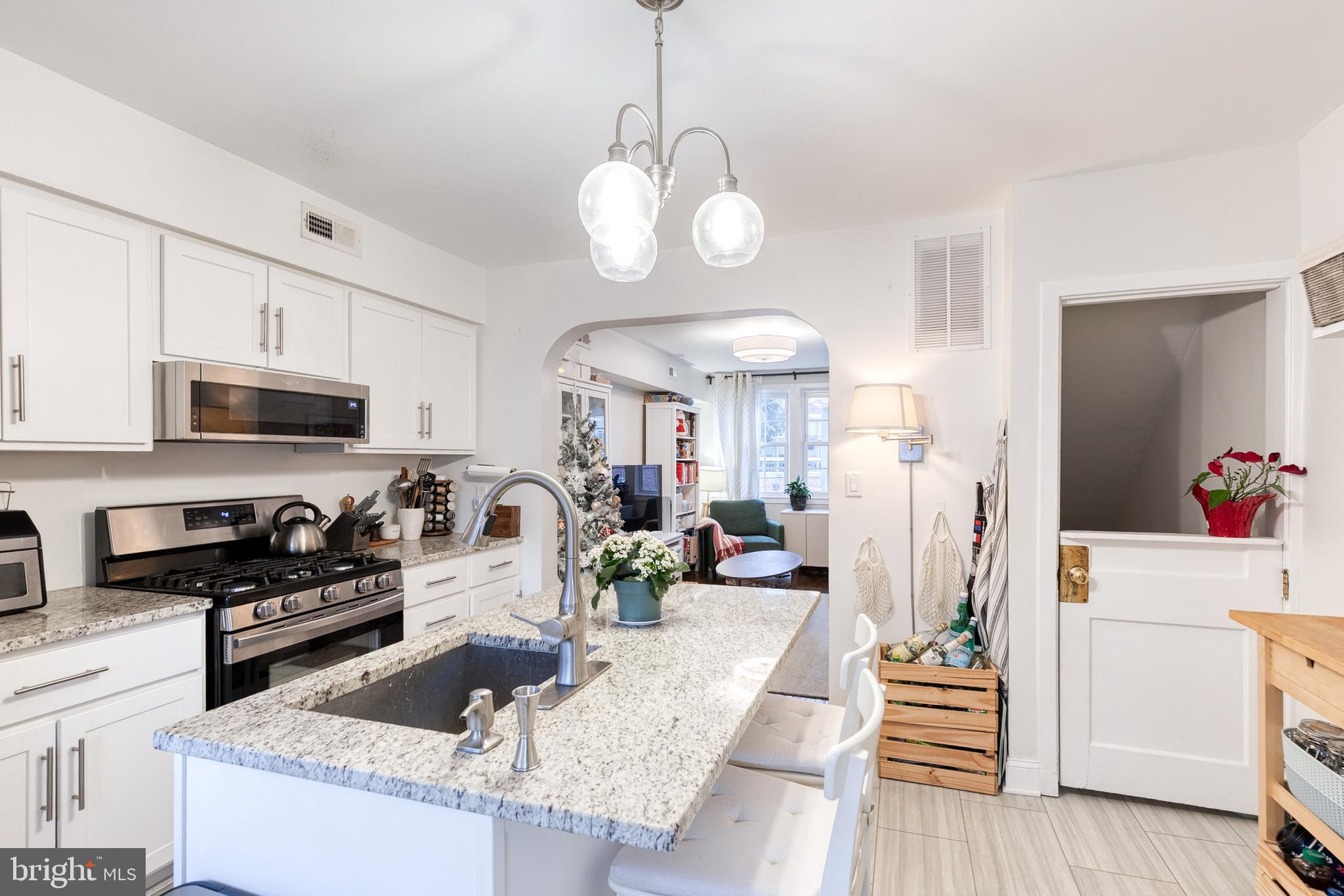 HAMPDEN HISTORIC DISTRICT - Residential