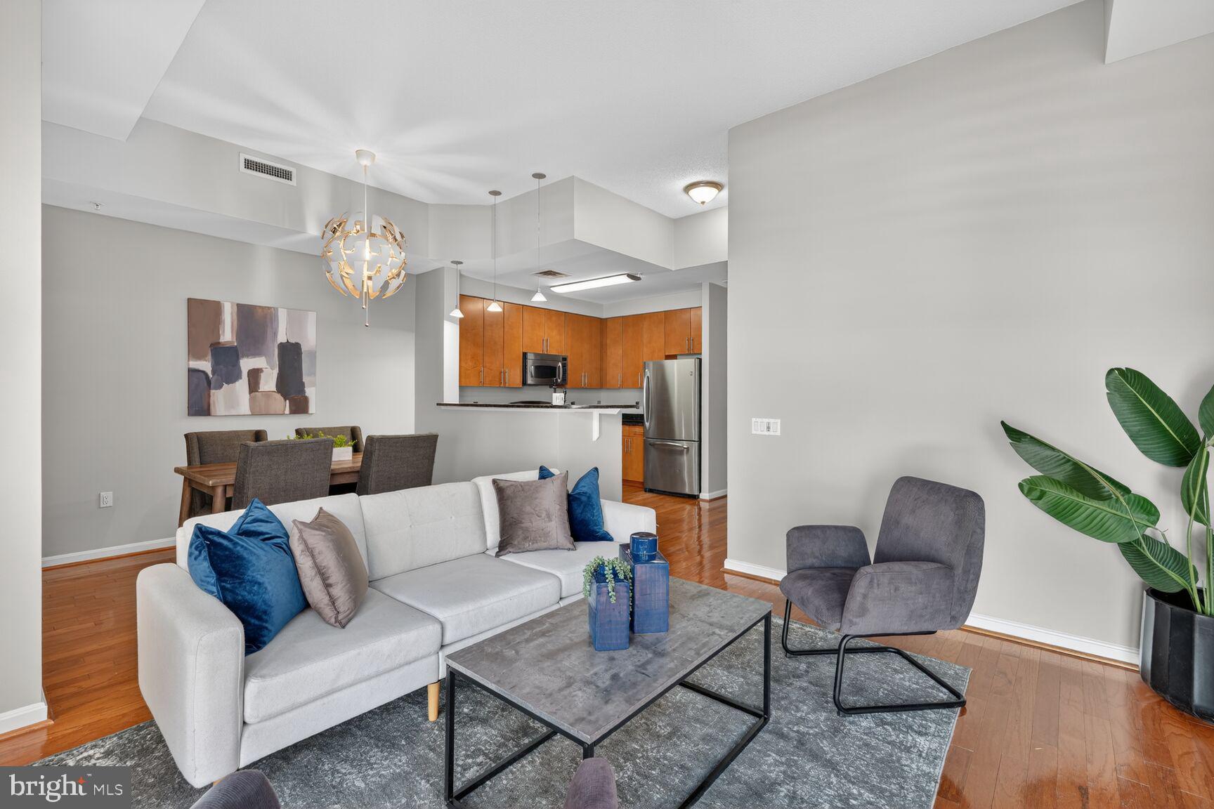 1390 KENYON STREET NW 813