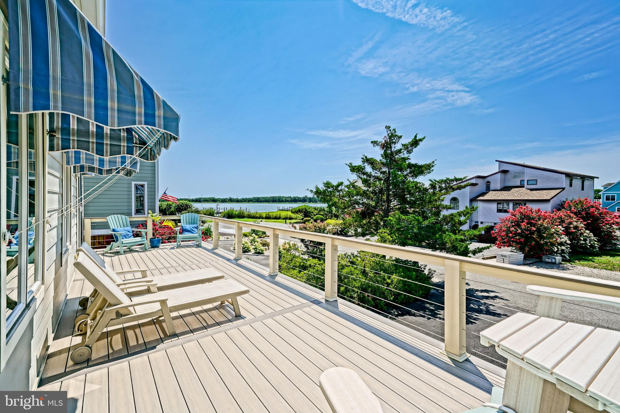 38787 APPLE COURT