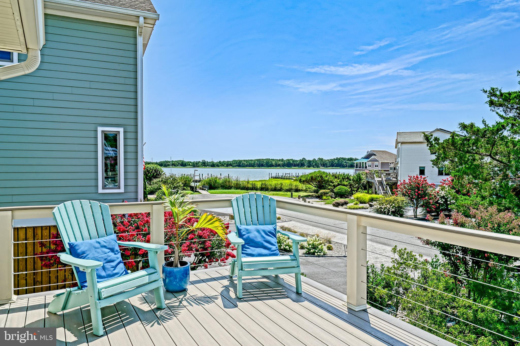 38787 APPLE COURT