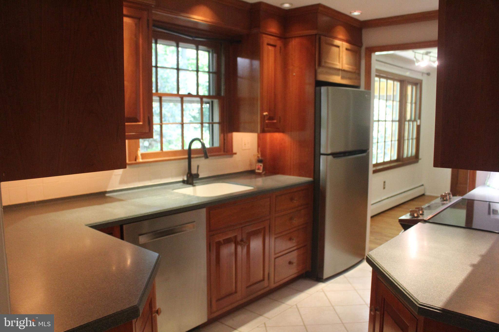 TOWER HILL - Residential