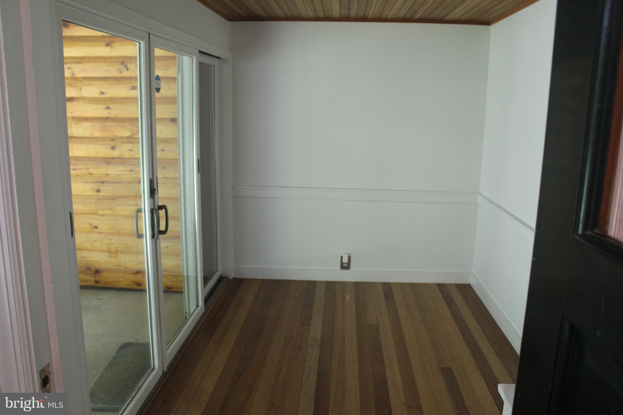 TOWER HILL - Residential