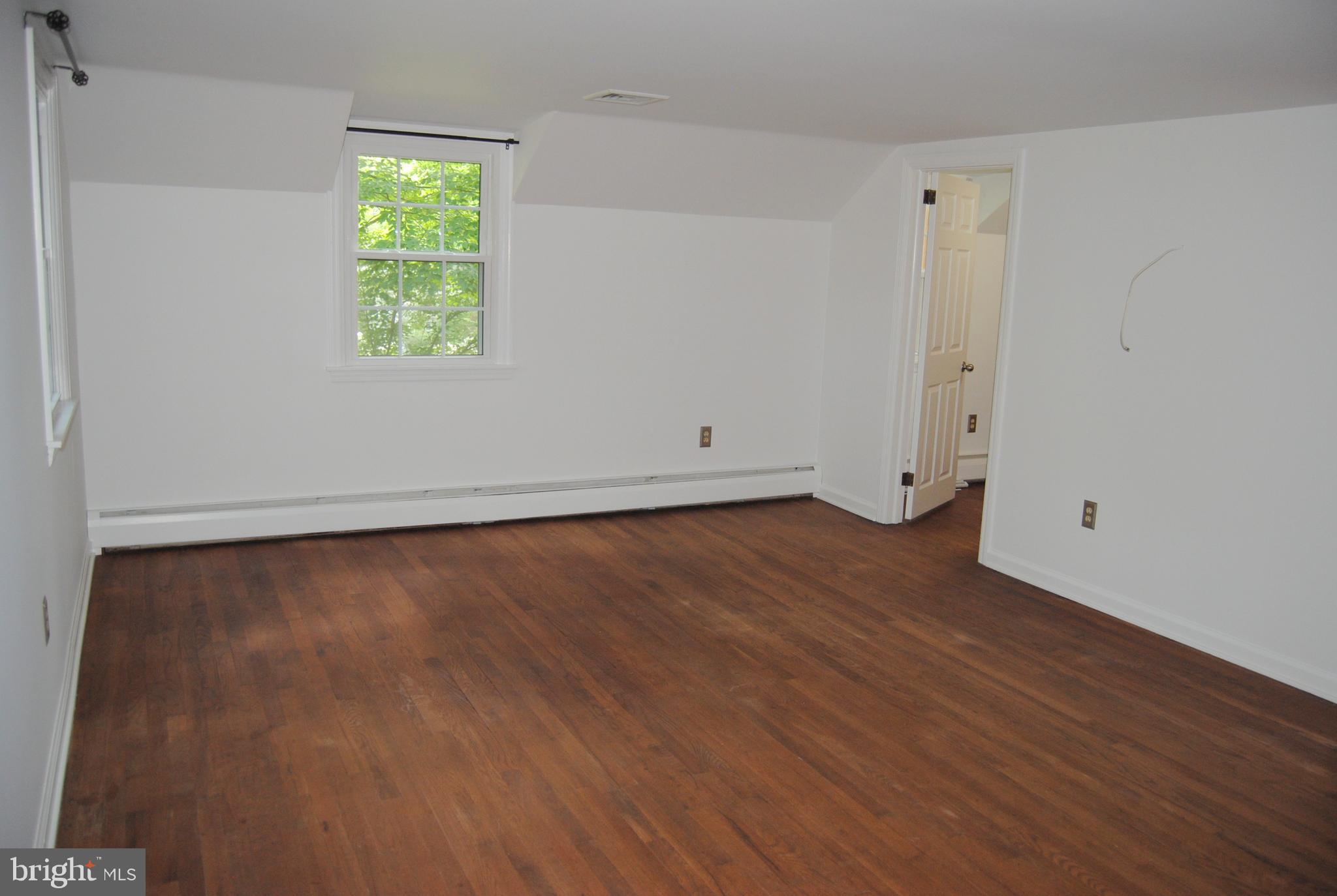 TOWER HILL - Residential