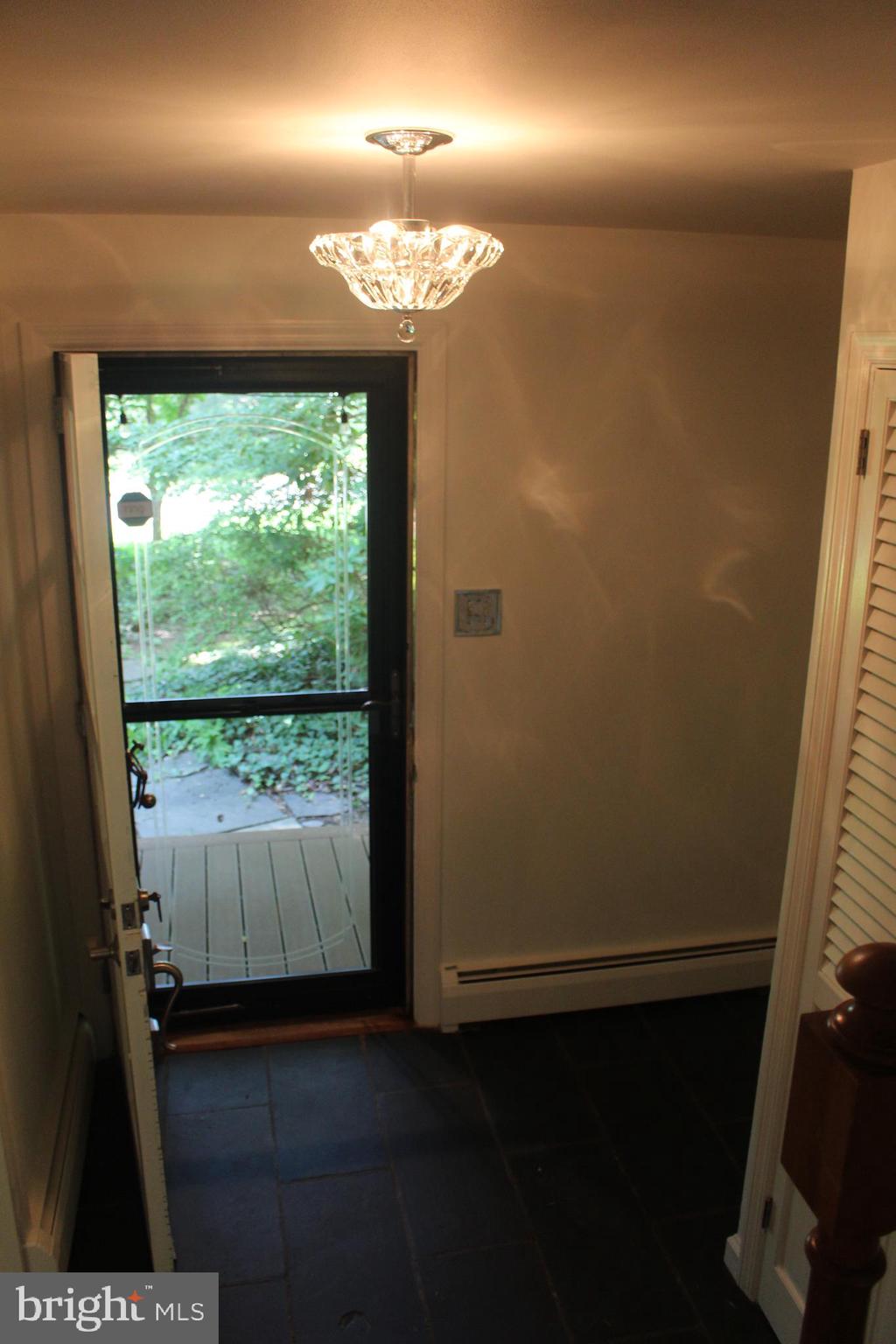 TOWER HILL - Residential