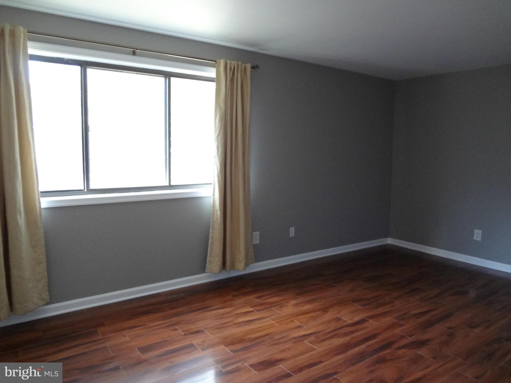 SOUTHGATE - Residential Lease