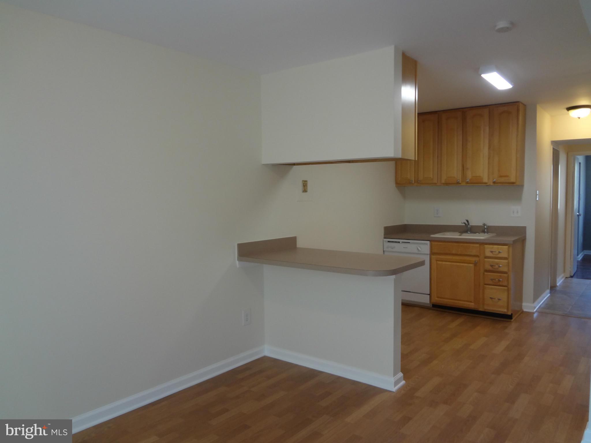 SOUTHGATE - Residential Lease