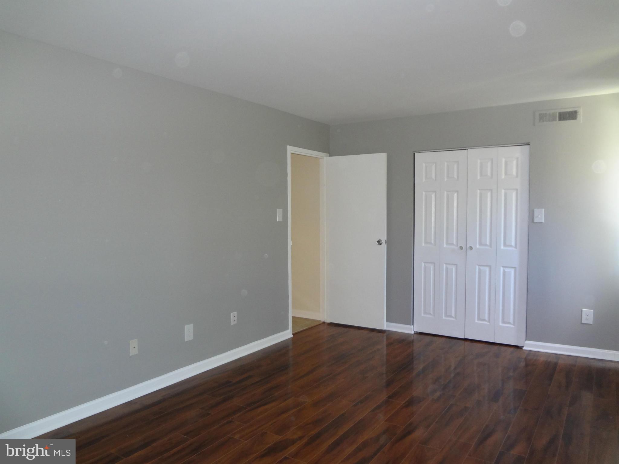 SOUTHGATE - Residential Lease