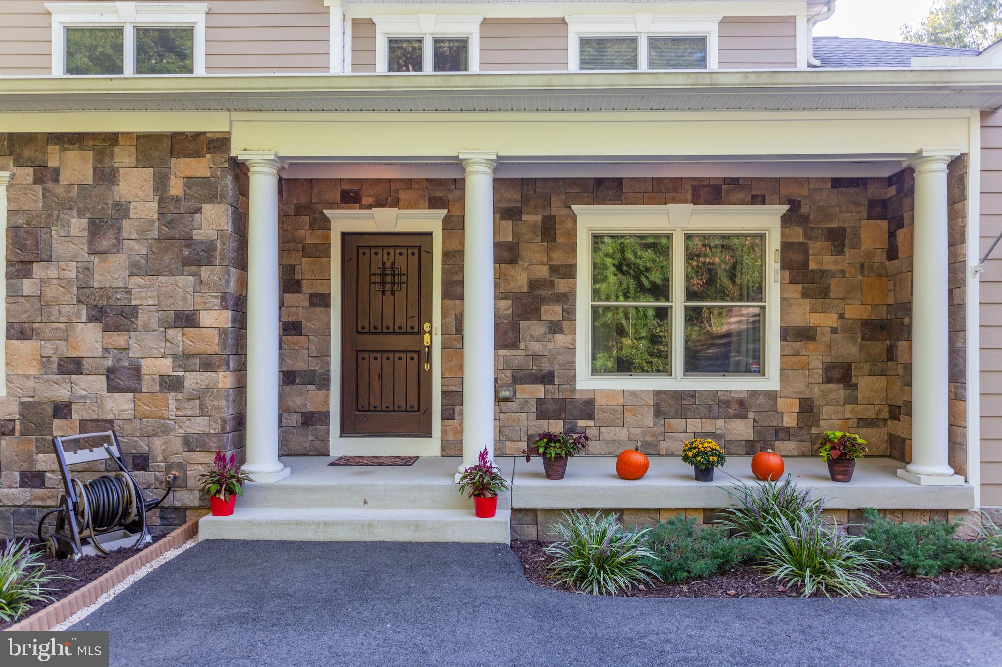 SWANS CREEK - Residential