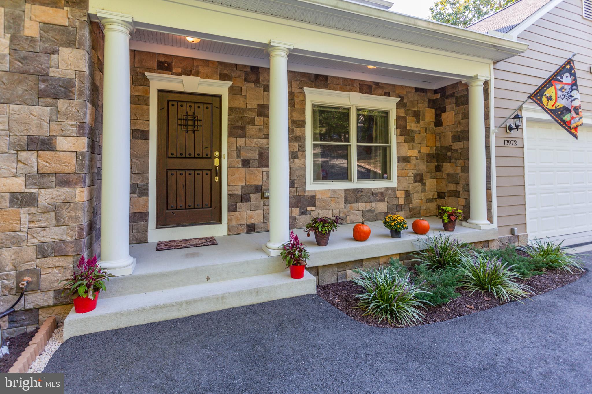 SWANS CREEK - Residential