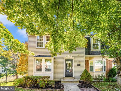 Photo of 15916 Indian Hills Terrace, ROCKVILLE, MD 20855 (MLS # MDMC2204412) Photo of 15916 Indian Hills Terrace, ROCKVILLE, MD 20855 (MLS # MDMC2204412)
