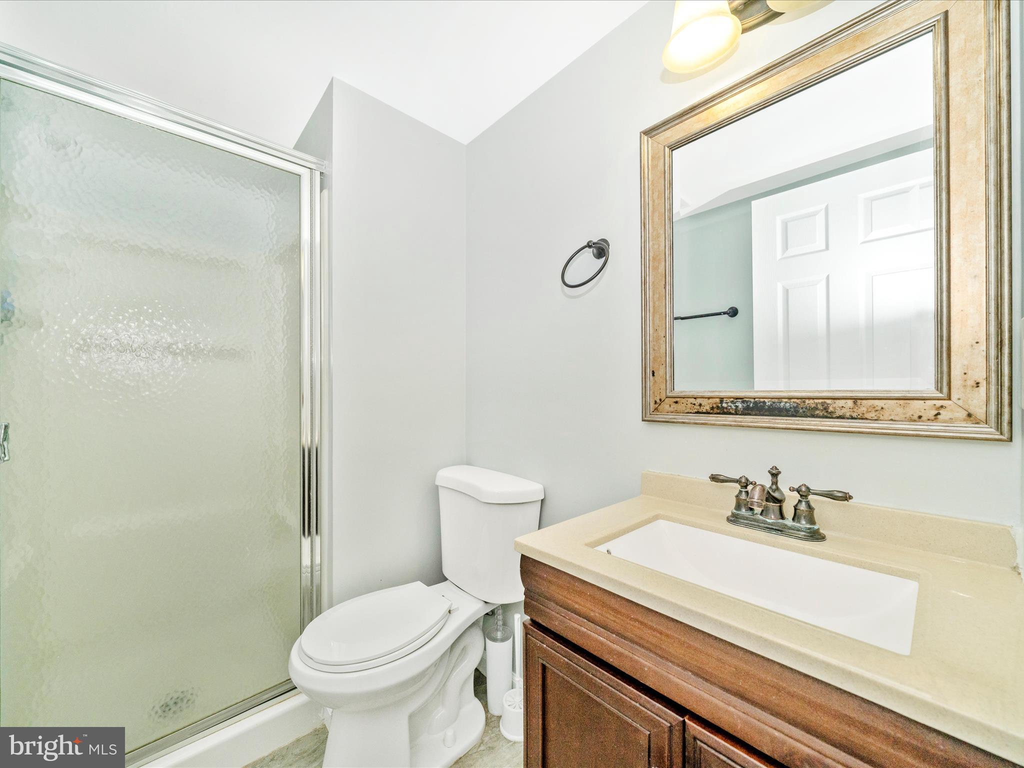 DERWOOD STATION - Residential