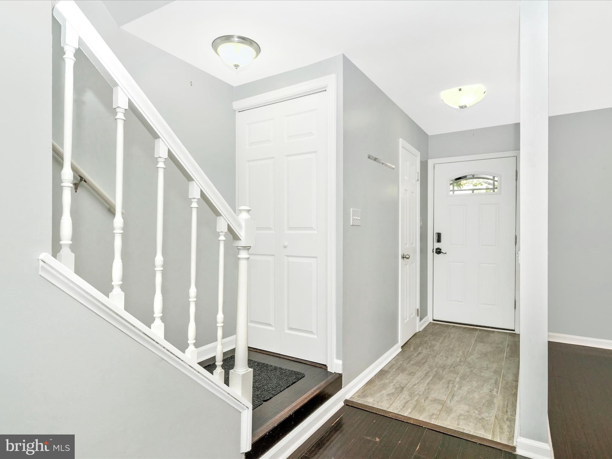 DERWOOD STATION - Residential