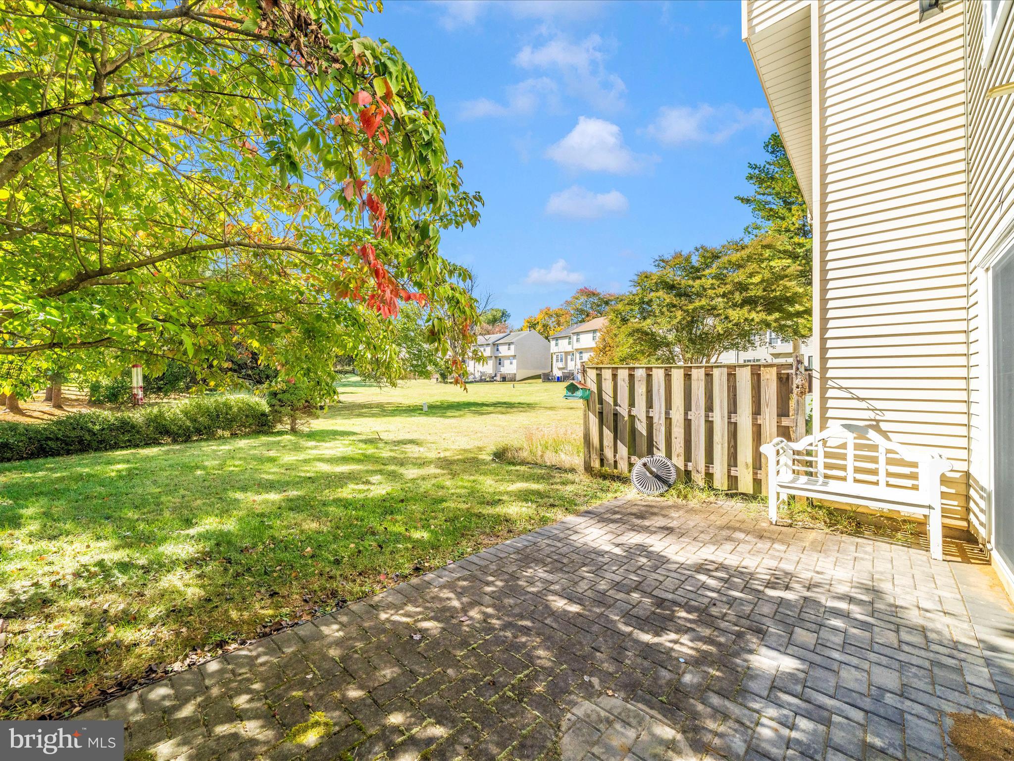 DERWOOD STATION - Residential