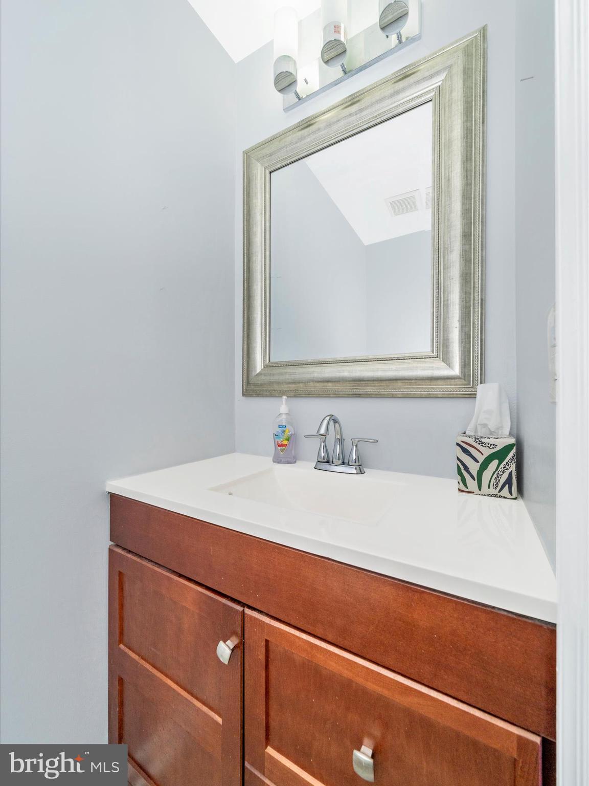 DERWOOD STATION - Residential