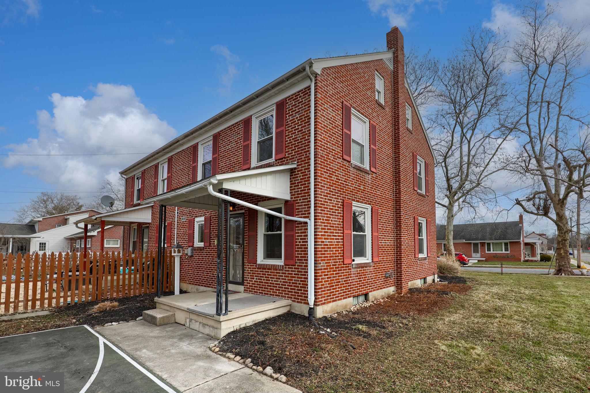 DENVER BOROUGH - Residential