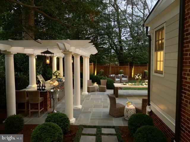 COLONIAL PARK - Residential