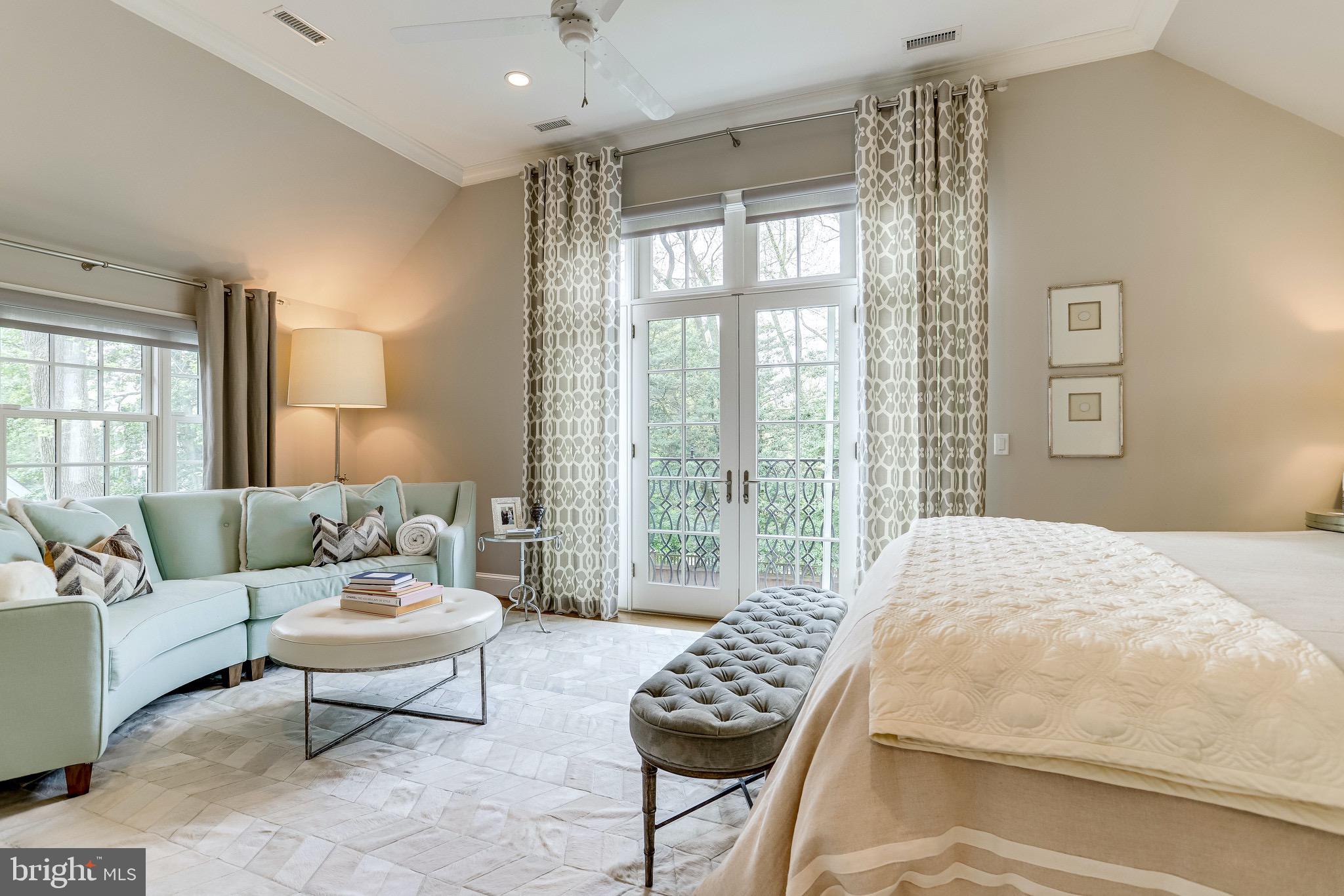 COLONIAL PARK - Residential