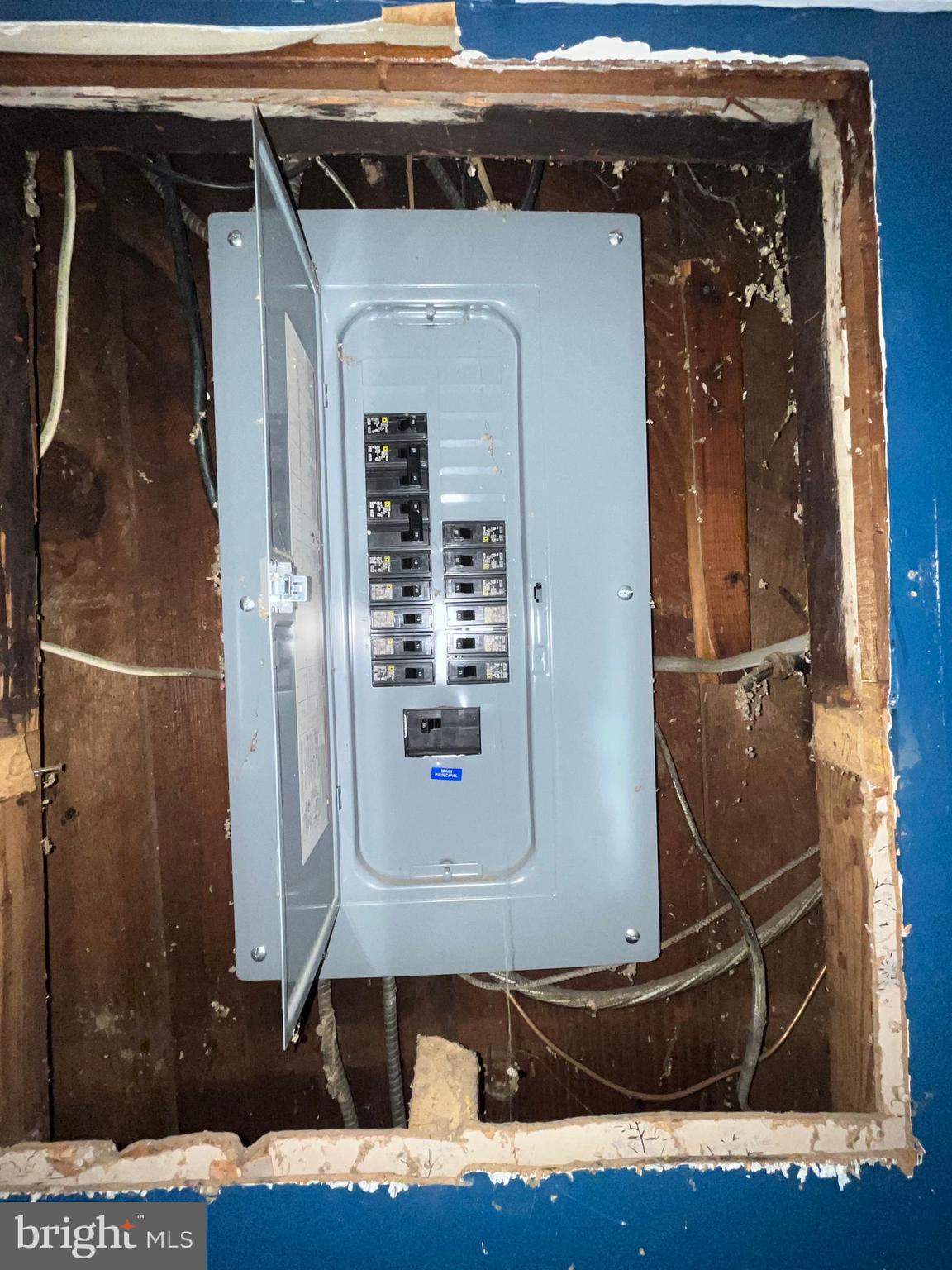 BALTIMORE HIGHLANDS - Residential