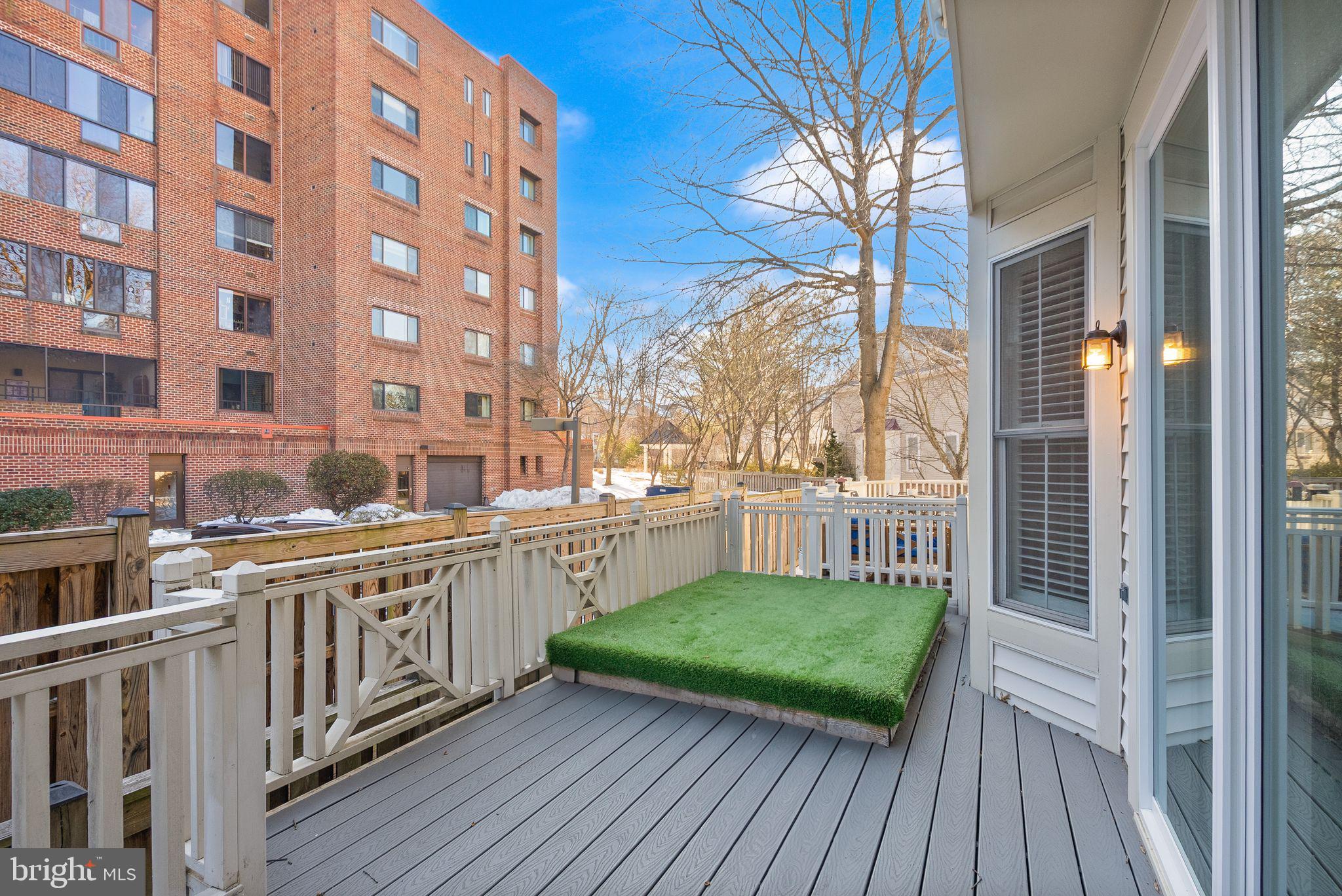 TOWNES AT WATERFORD - Residential