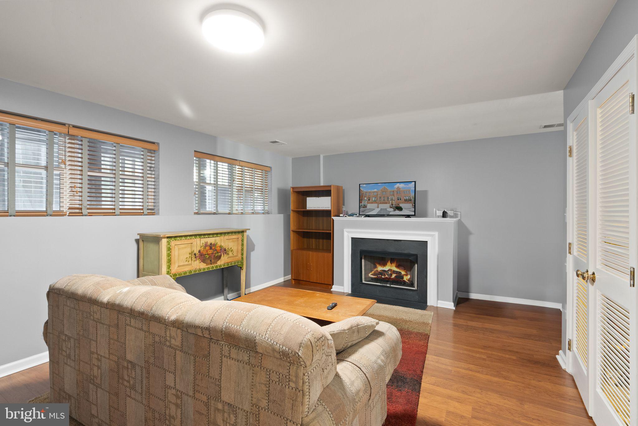 TOWNES AT WATERFORD - Residential