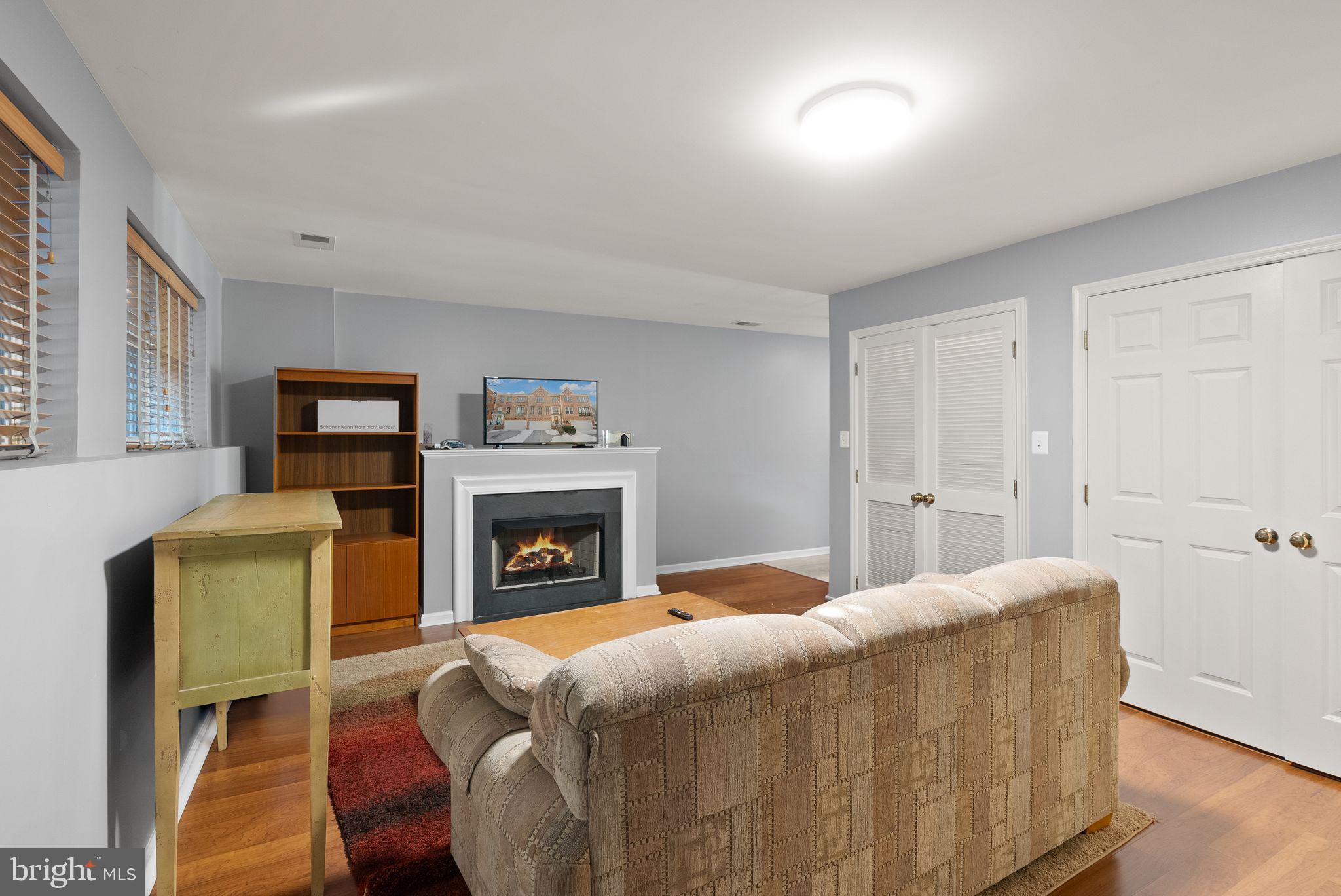 TOWNES AT WATERFORD - Residential