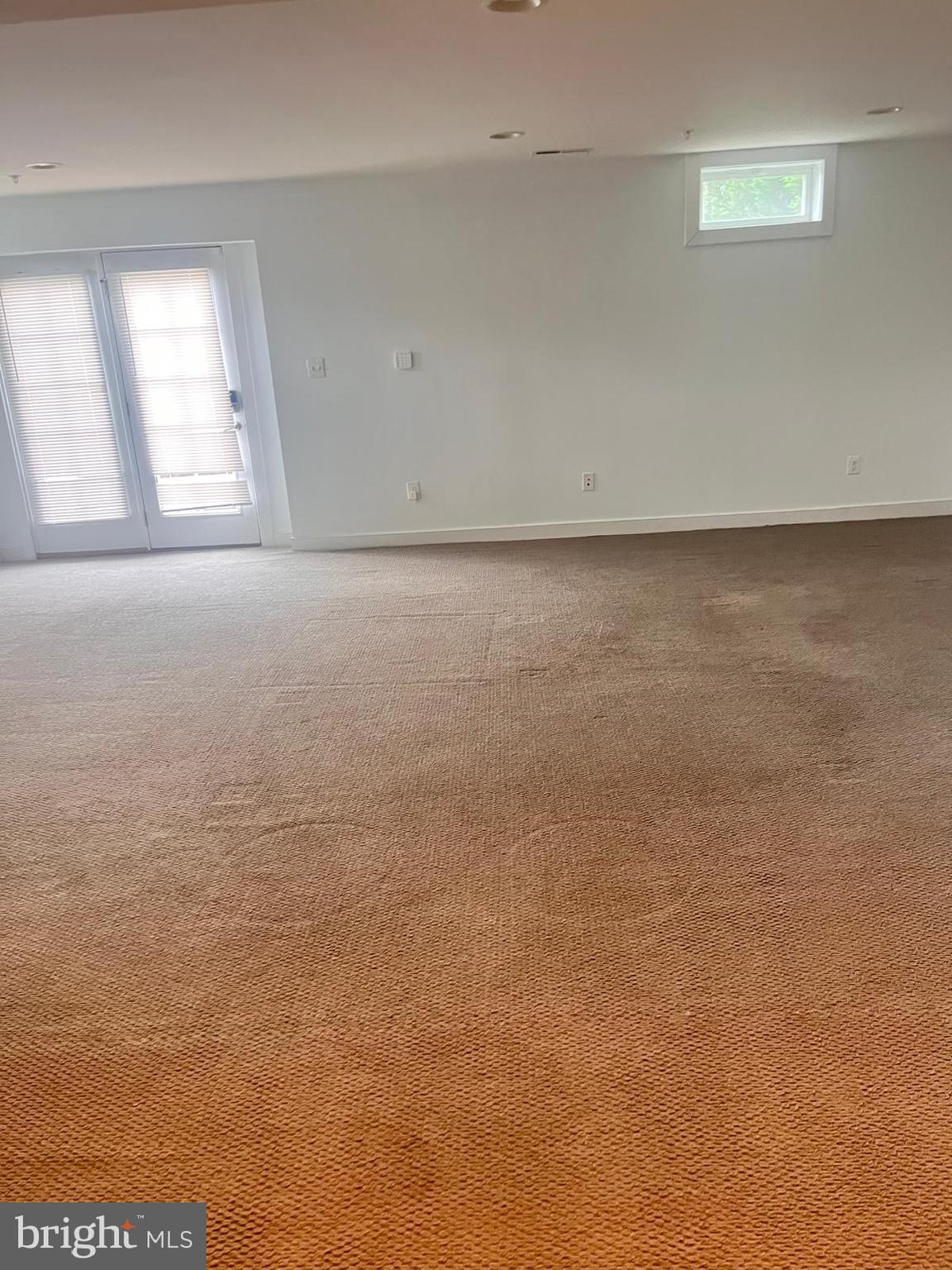 POTOMAC SHORES - Residential Lease