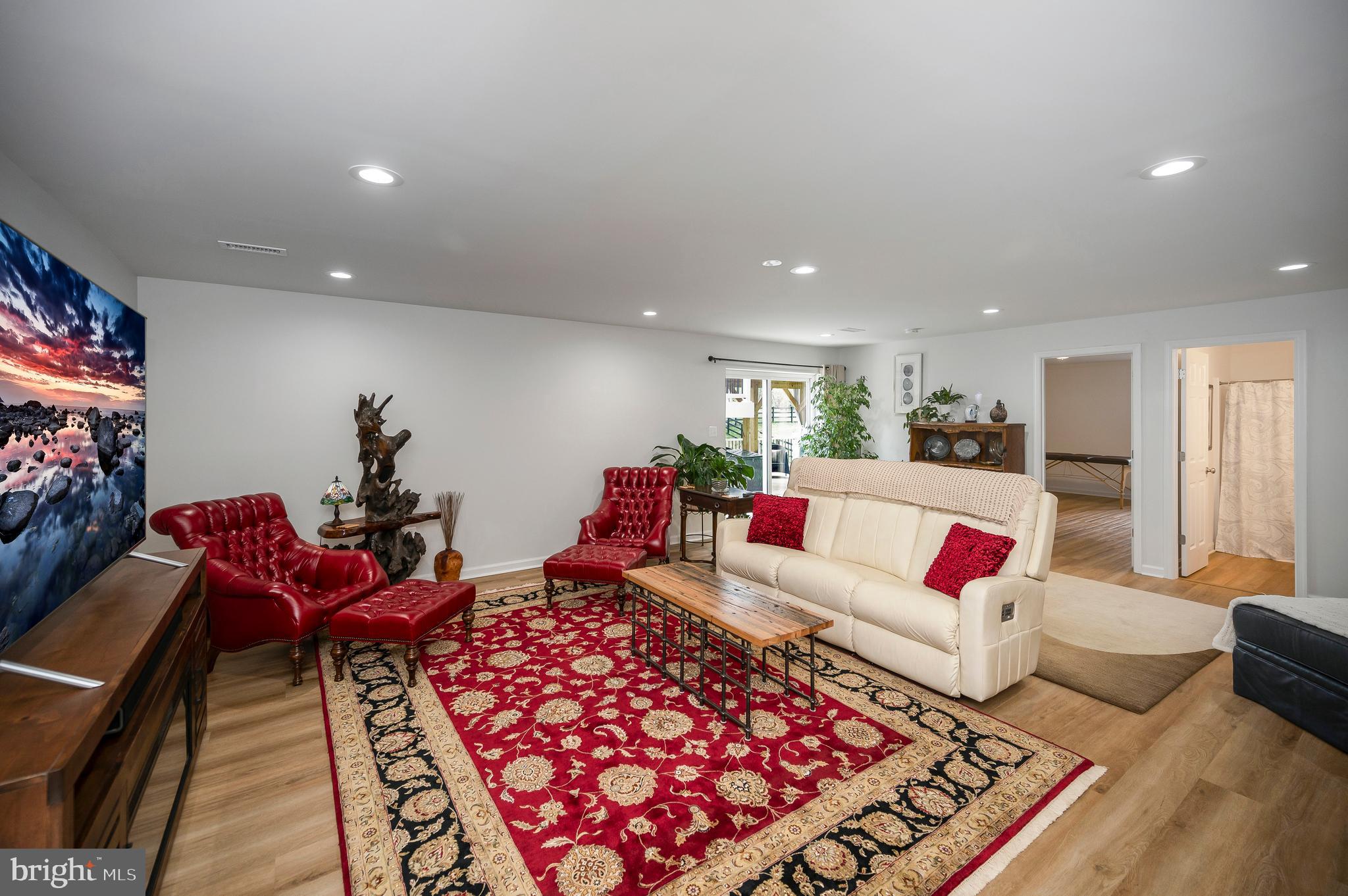 WALNUT GROVE ESTATES - Residential